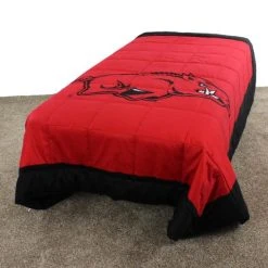 COLLEGE COVERS Arkansas Razorbacks Light Comforter