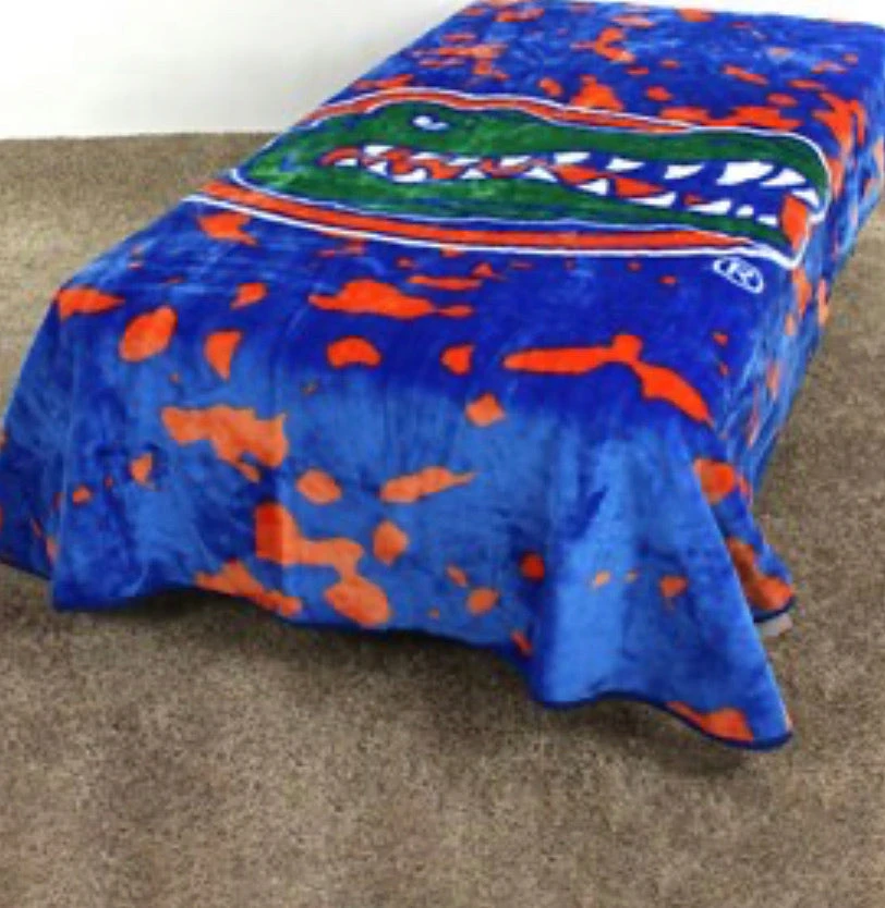 AtlanticCoastSports NCAA Florida Gators Huge Raschel Throw Blanket - Image 3